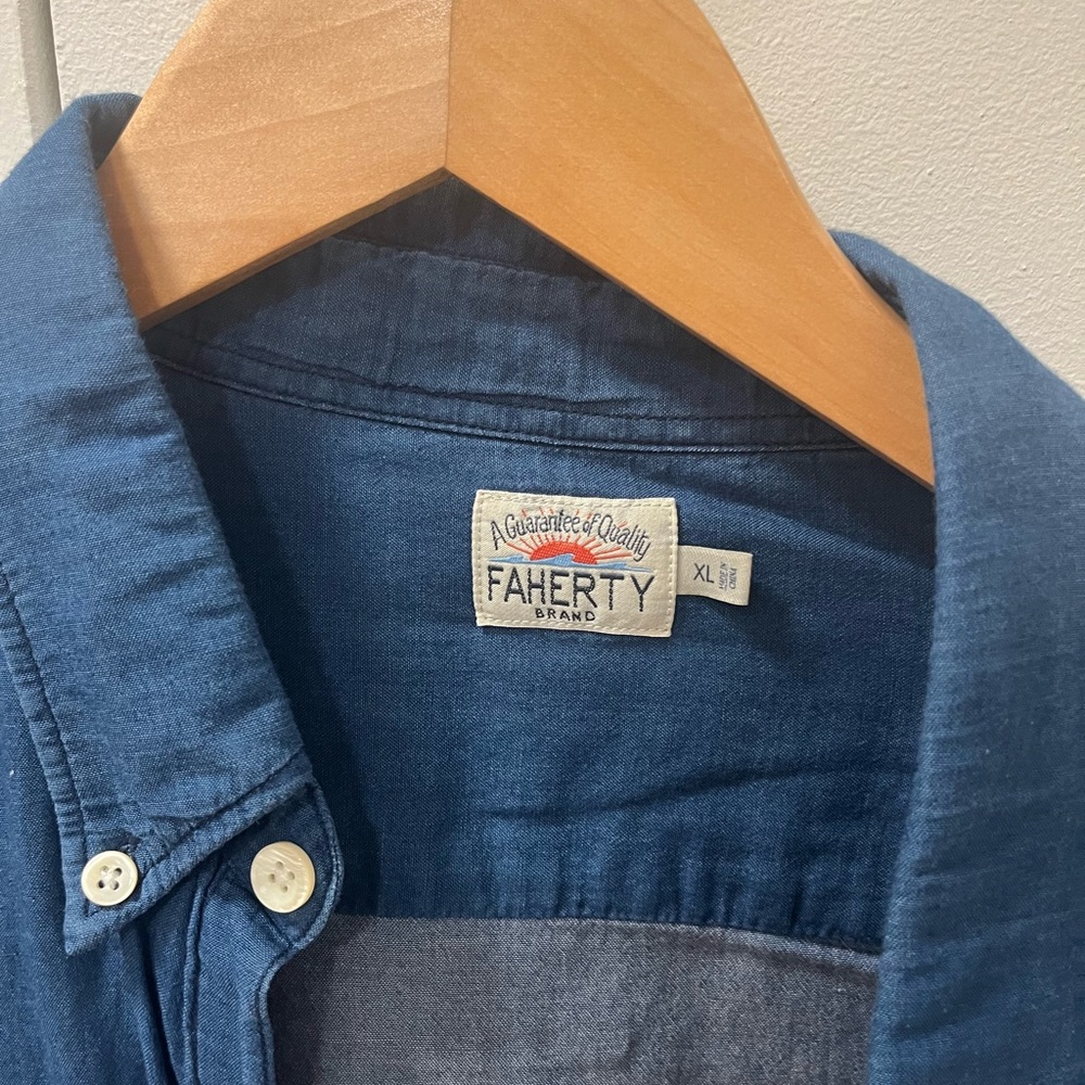 Faherty Blue Button down Shirt - Picture 3 of 3